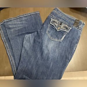 Women’s Vanity Premium Collection 34W / 31L